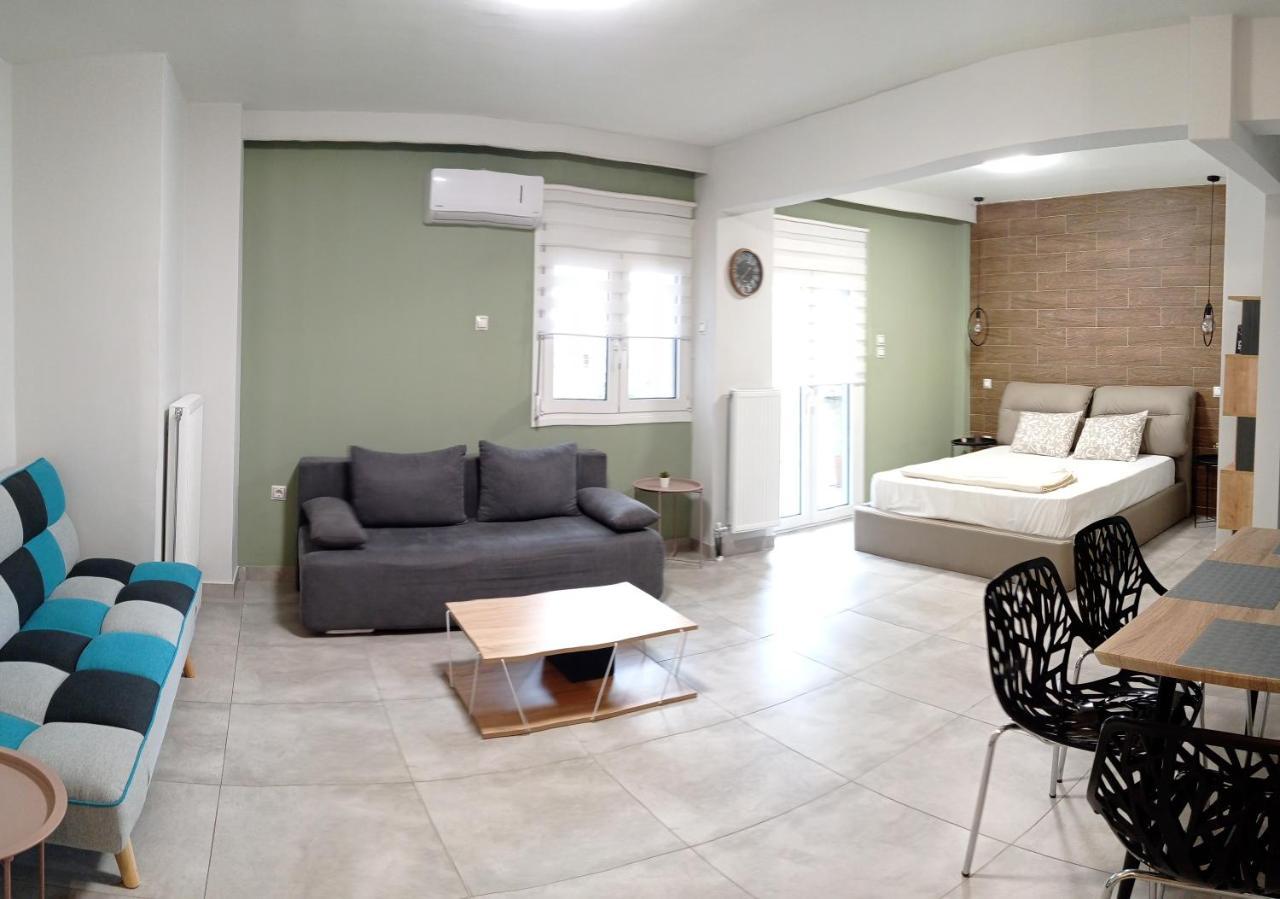 Central Home Trikala  Luaran gambar